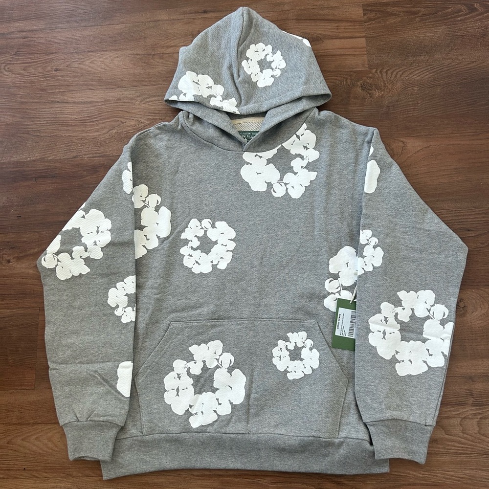 100% AUTHENTIC Denim Tears Cotton Wreath Hoodie Sweater SS25 Grey NWT Size S-XL